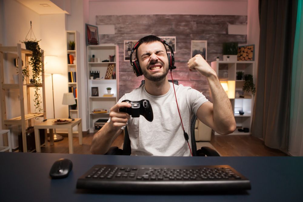 Montando o setup dos sonhos: dicas para escolher o PC Gamer e gabinete branco