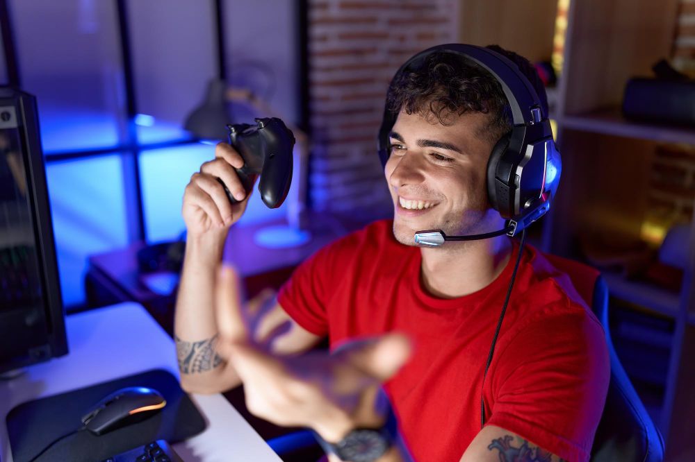 Descubra os melhores acessórios gamers: controle com joystick e suporte para headset